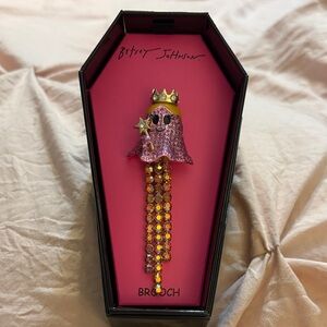 Betsey Johnson Pink Ghost Brooch with Crown and Star NWT